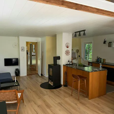 Сasa de vacaciones Summer House With Private Garden By The *