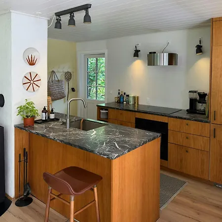 Сasa de vacaciones Summer House With Private Garden By The *