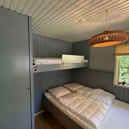 Сasa de vacaciones Summer House With Private Garden By The